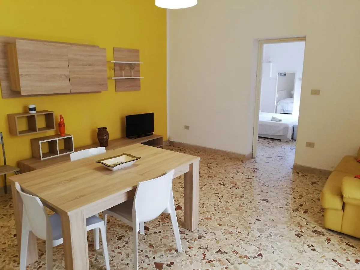 Charming Apartment In Mondello contacts