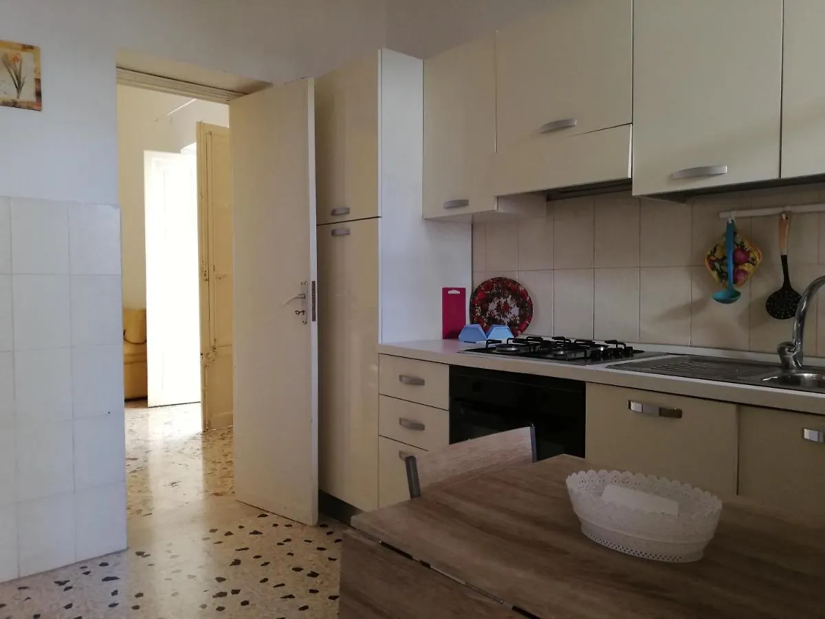 Charming Apartment In Mondello Palermo