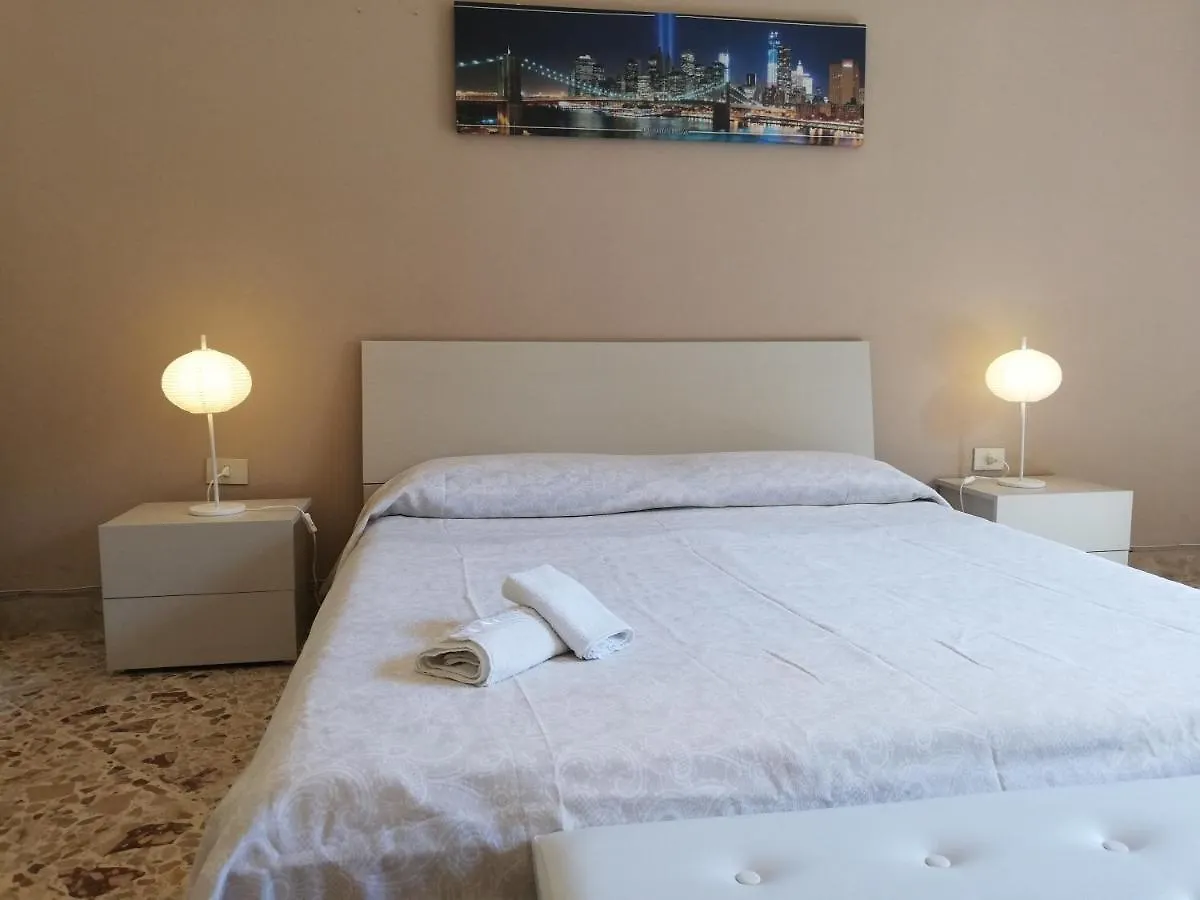 Charming Apartment In Mondello Palermo